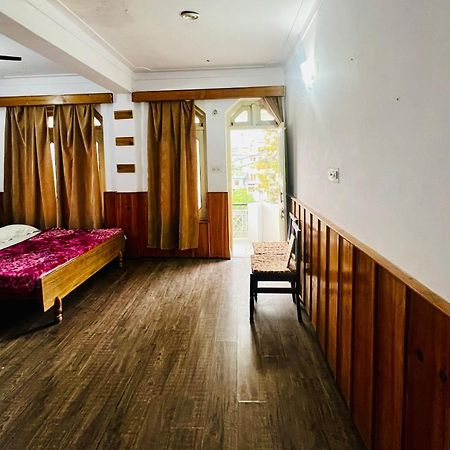 Inder Palace Barkot 外观 照片